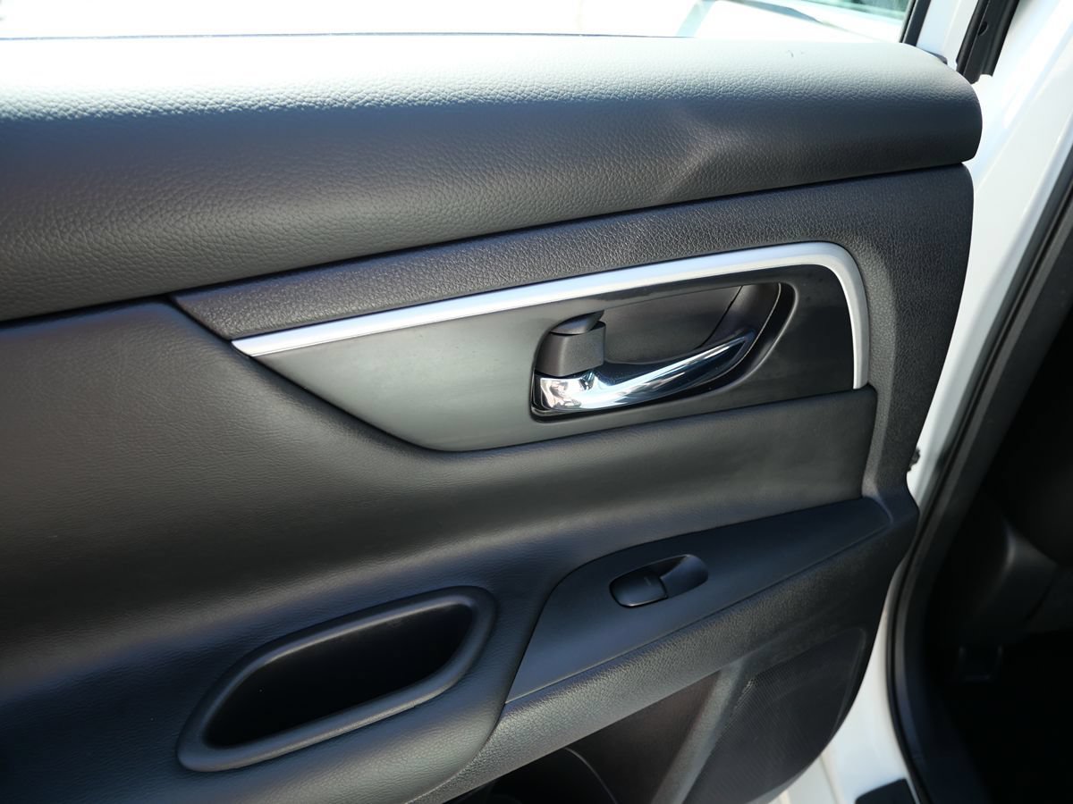 Used 2018 Nissan Altima 2.5 SV w/ 2.5 SV Technology Package FWD image 27