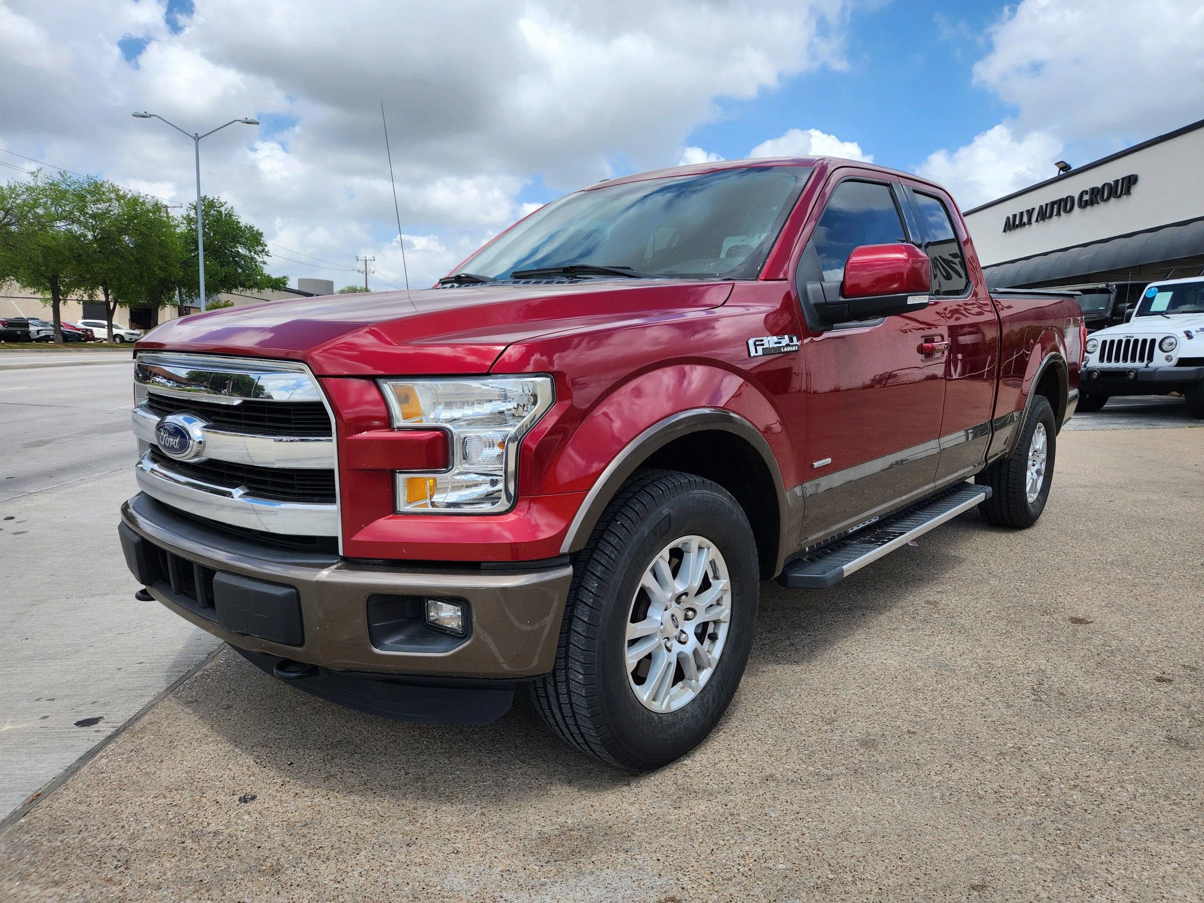 Used 2015 Ford F150 Lariat w/ Equipment Group 501A Mid image 2