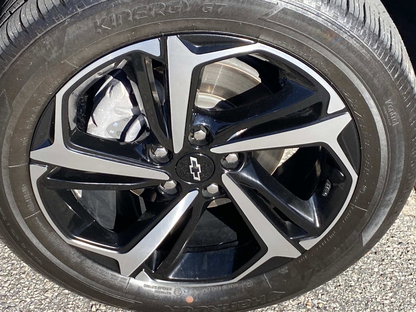 Used 2023 Chevrolet TrailBlazer RS image 28