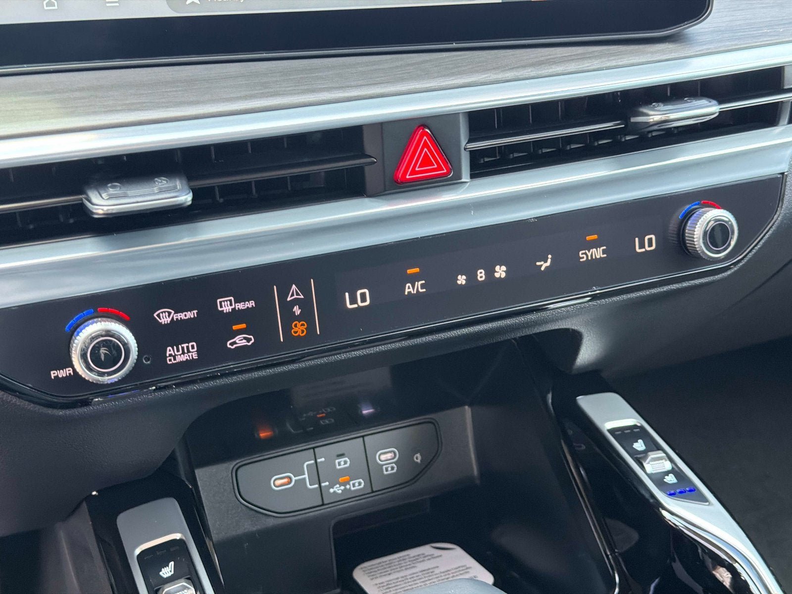 New 2026 Kia Sorento SX AWD/4WD image 24