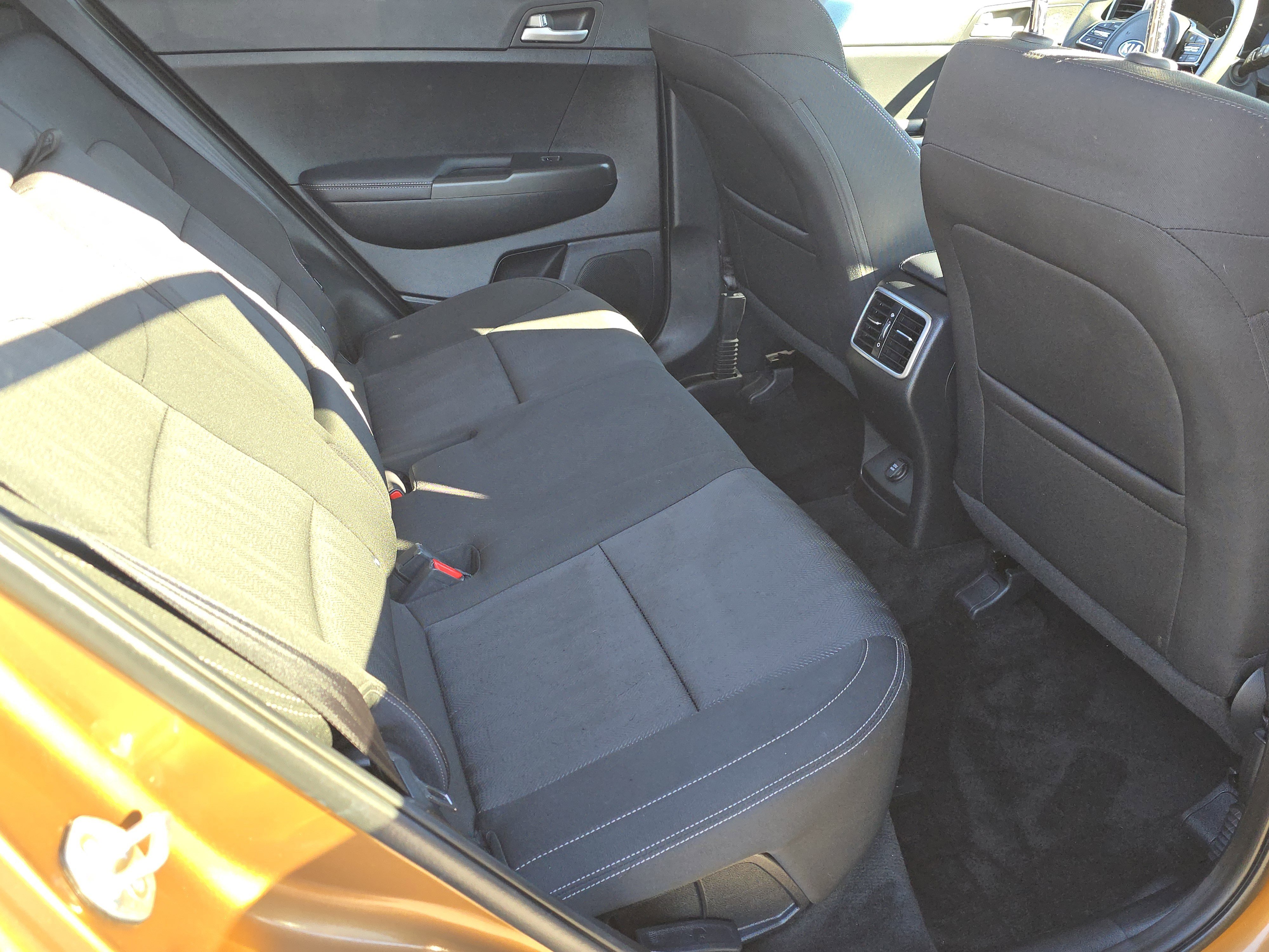 Used 2020 Kia Sportage LX image 13