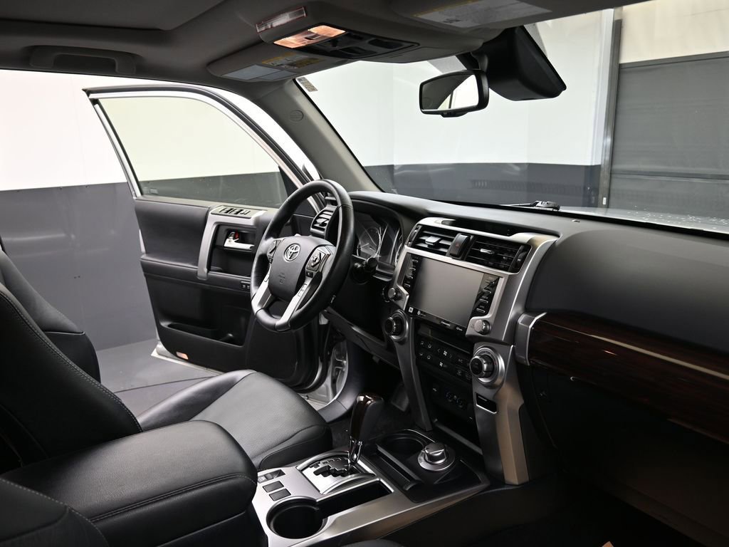 Used 2023 Toyota 4Runner Limited image 12