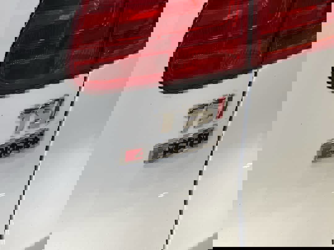 Used 2017 Volkswagen Tiguan Limited w/ Premium Package image 12