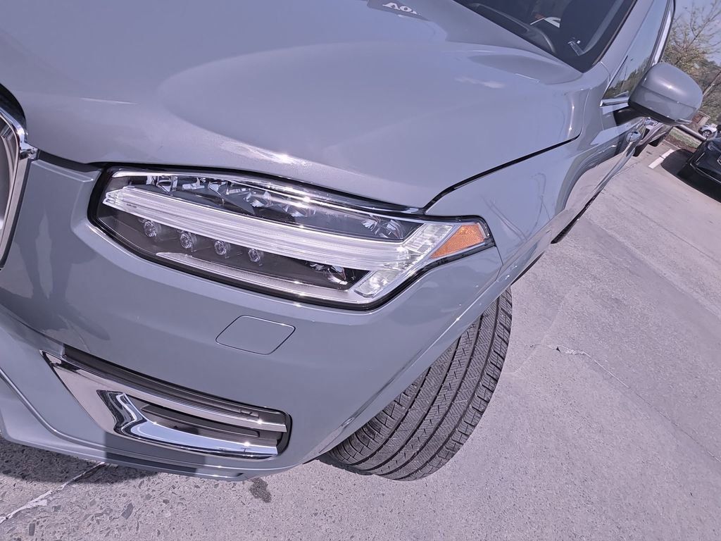 Used 2023 Volvo XC90 B6 Ultimate w/ Protection Package AWD/4WD image 36