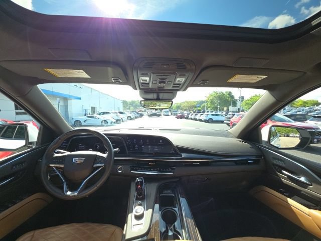Used 2023 Cadillac Escalade Premium Luxury w/ LPO, Floor Liner Package AWD/4WD image 15