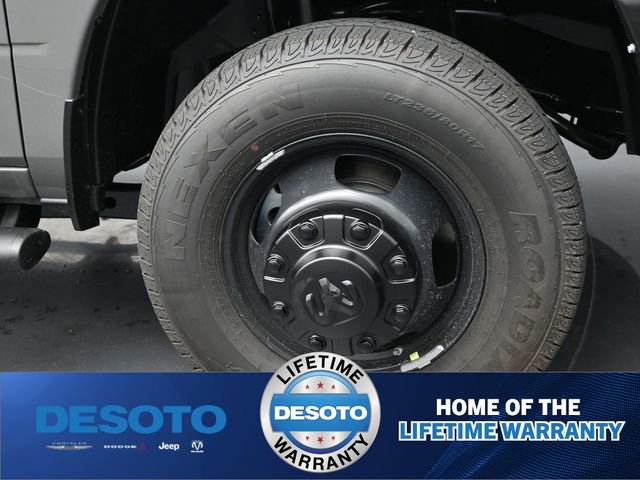 New 2026 RAM 3500 Tradesman AWD/4WD image 32
