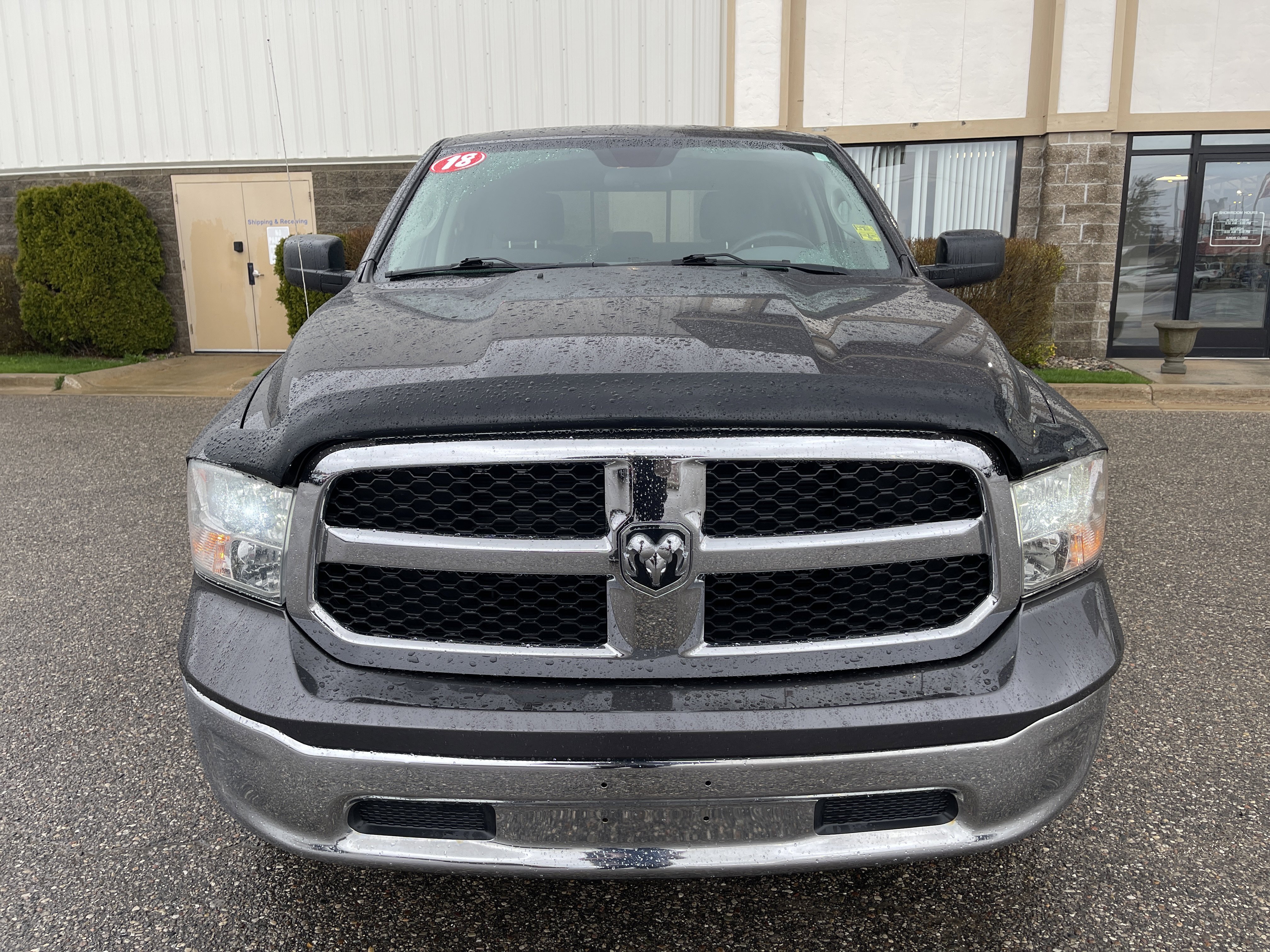 Used 2018 RAM 1500 Classic SLT AWD/4WD image 8