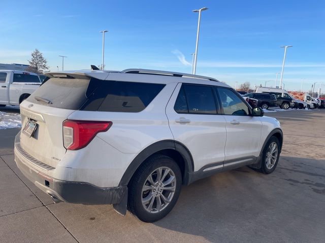 Used 2022 Ford Explorer Limited image 3