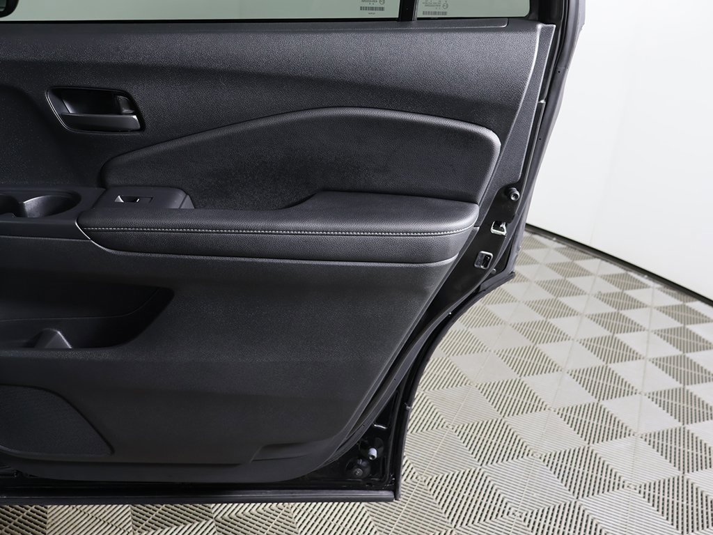 Used 2024 Honda Passport EX-L image 25