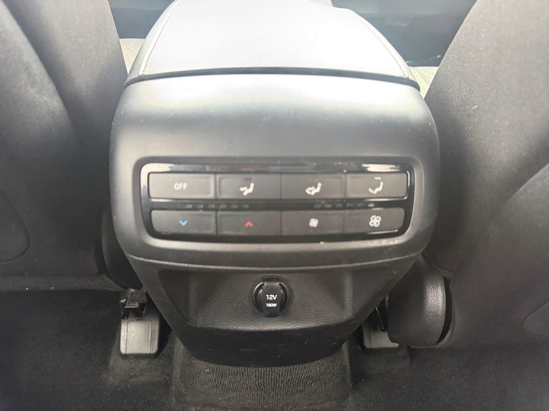 Used 2021 Hyundai Palisade SE image 22