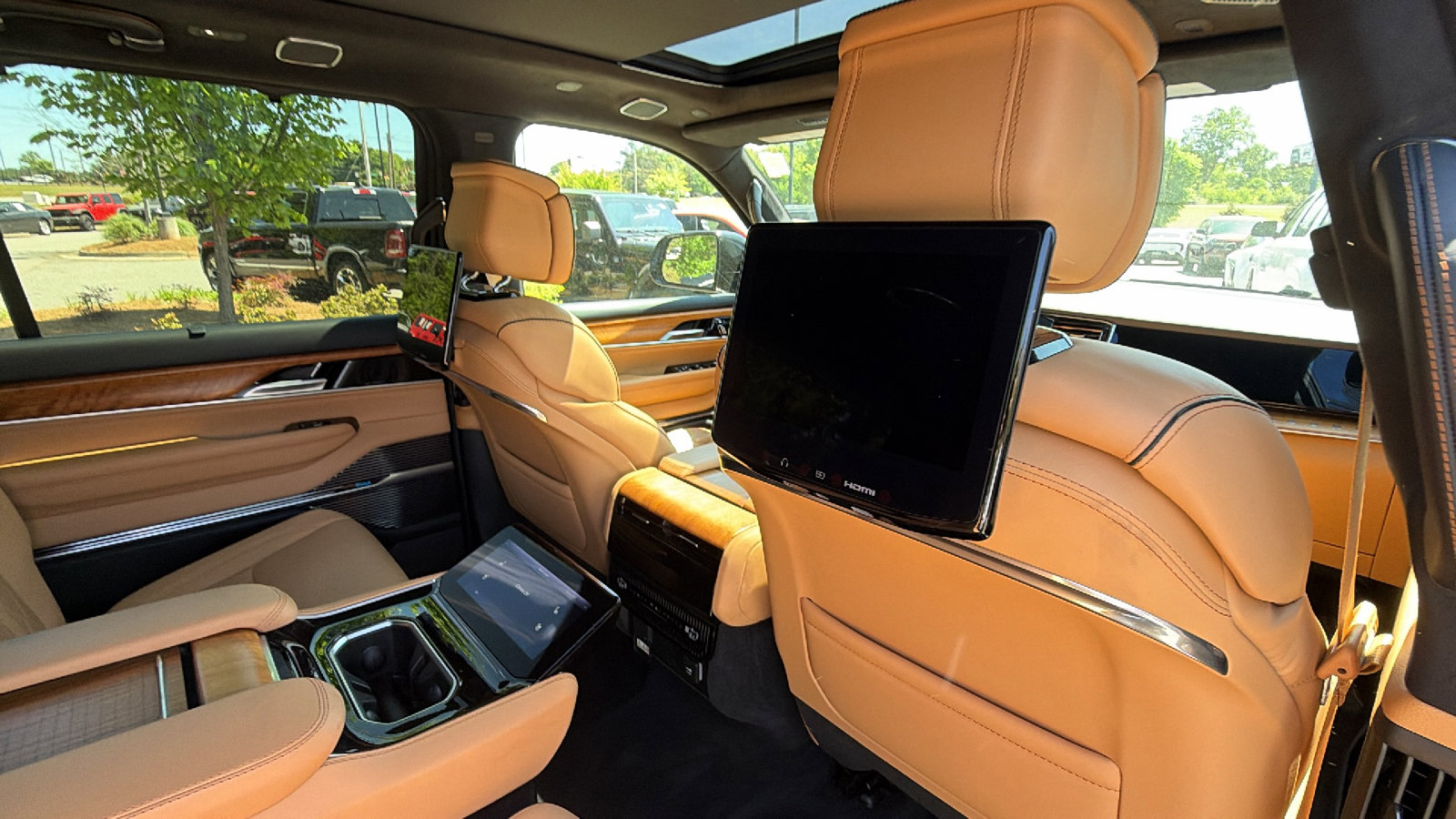 Used 2024 Jeep Grand Wagoneer L Series III w/ Rear Seat Video Group 1 image 23