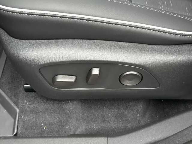 New 2026 Buick Enclave Sport Touring w/ Power Package FWD image 17