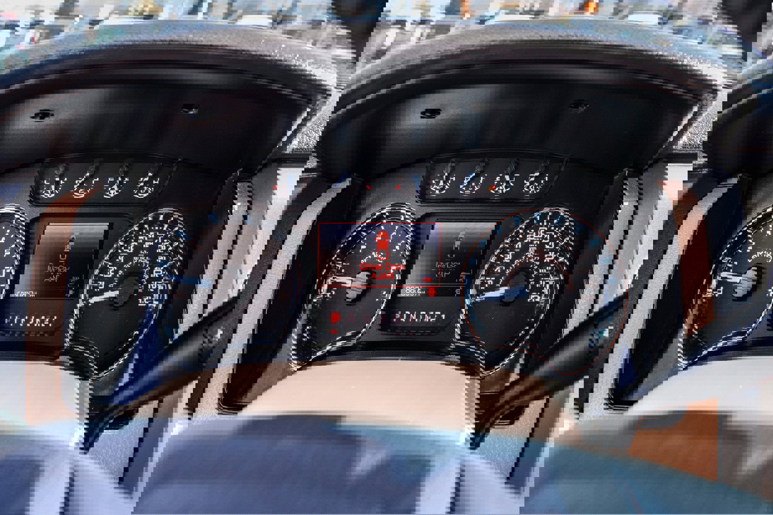 Used 2014 Ford F150 XLT w/ XLT Chrome Package image 18