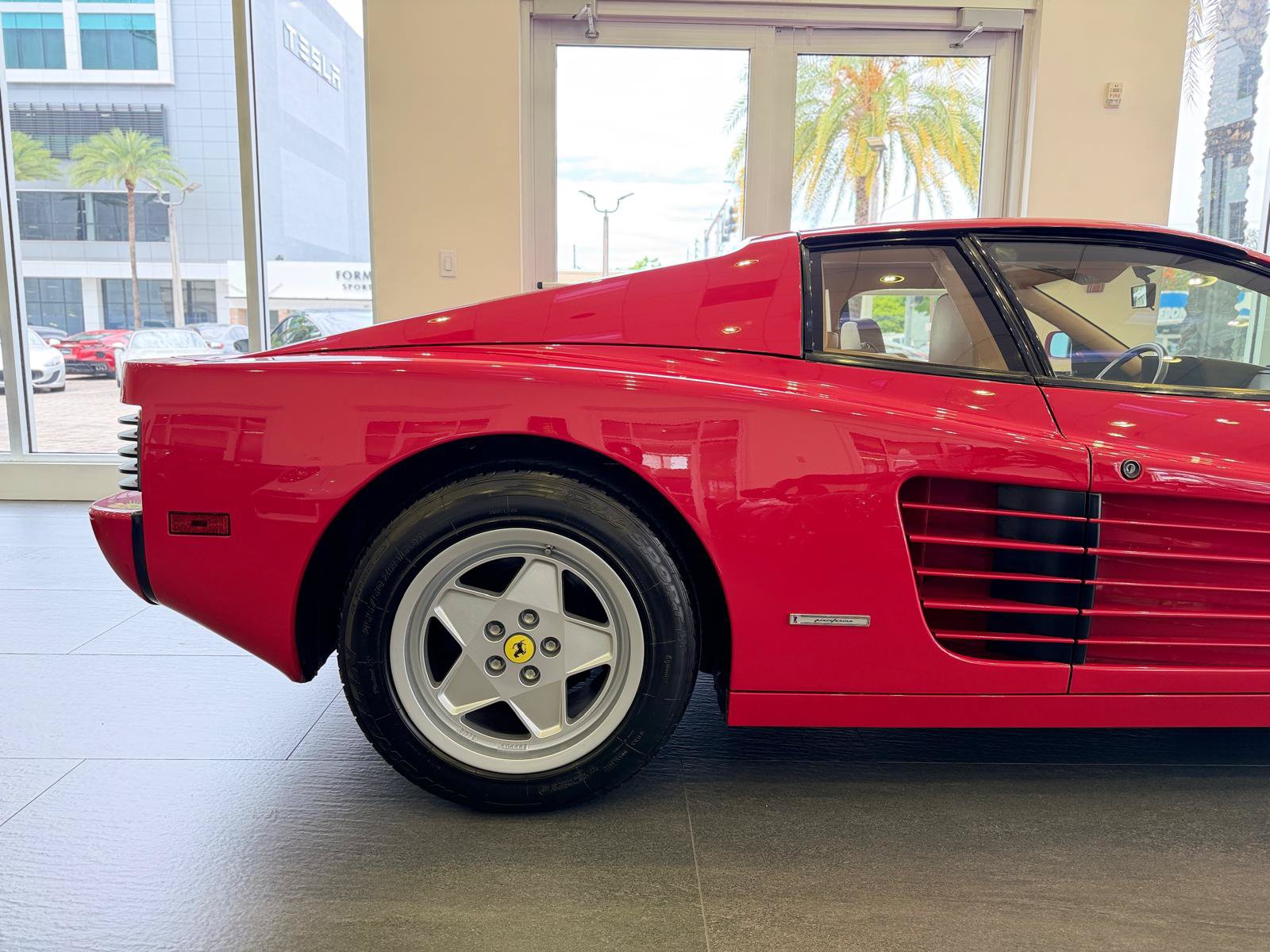 Used 1990 Ferrari Testarossa RWD image 45