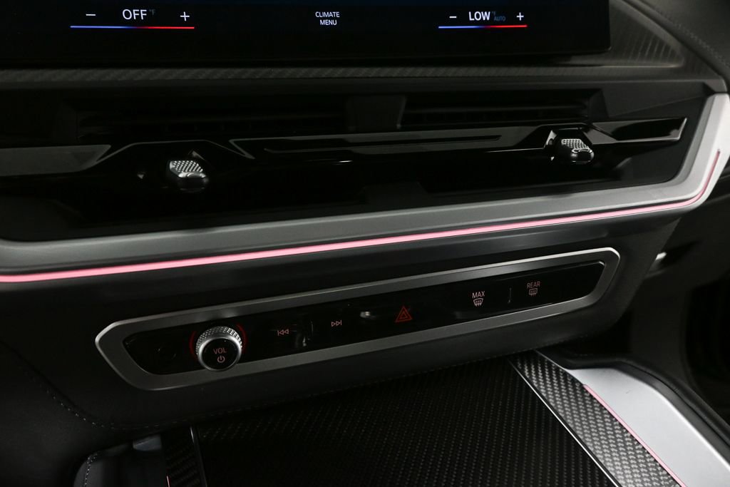 Used 2023 BMW XM AWD/4WD image 13