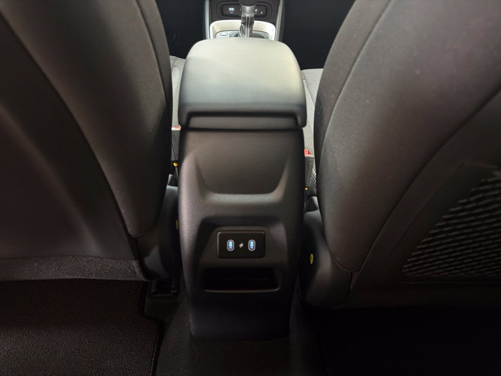 New 2026 Hyundai Venue SEL FWD image 19