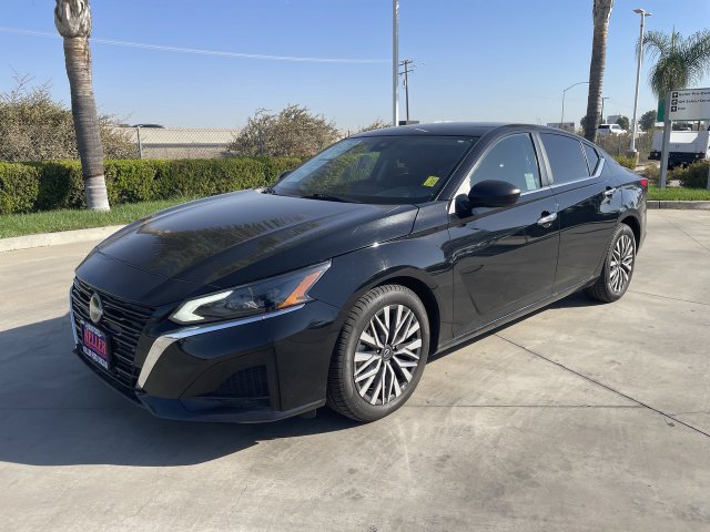 Used 2025 Nissan Altima 2.5 SV