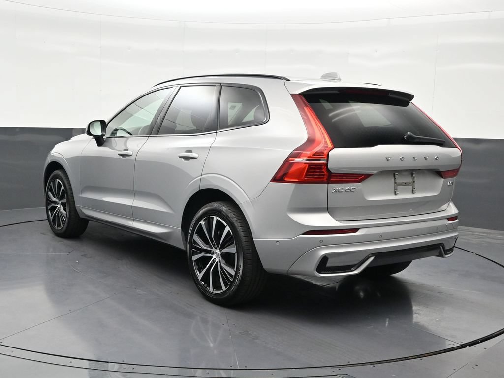 Certified 2024 Volvo XC60 B5 Plus AWD/4WD image 3