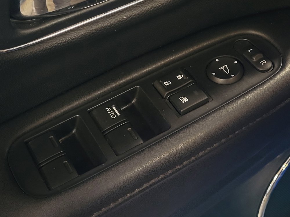 Used 2021 Honda HR-V EX-L image 27