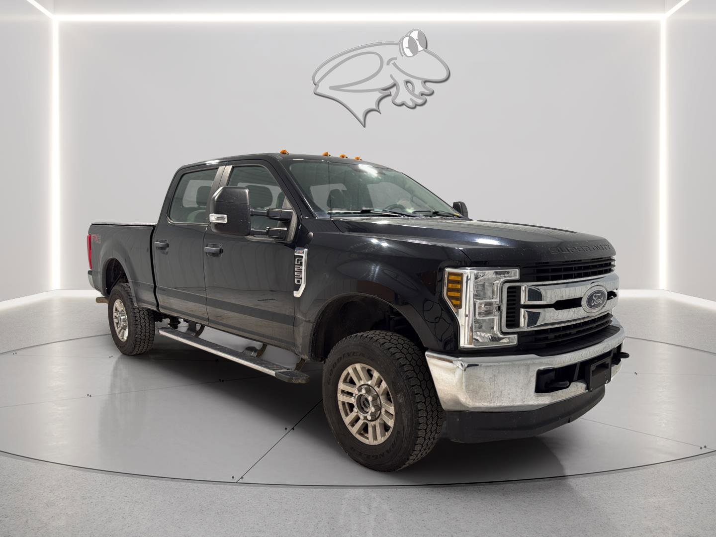 Used 2018 Ford F250 XL w/ STX Appearance Package image 8
