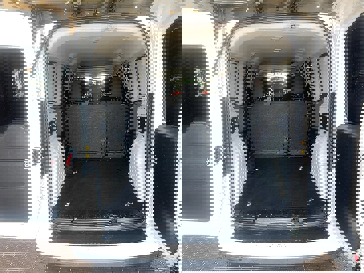 Used 2022 RAM ProMaster City Wagon w/ Lights & Wheels Group image 6