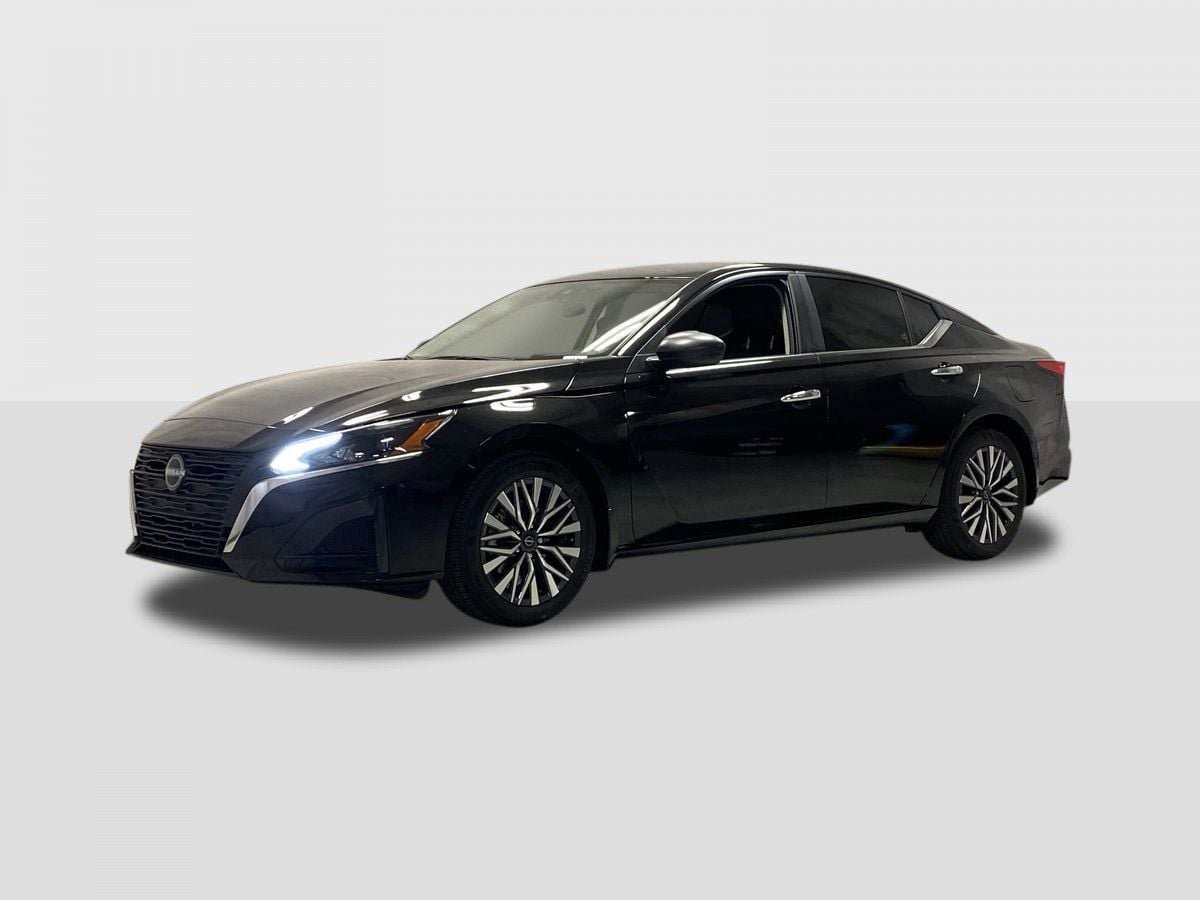 New 2026 Nissan Altima 2.5 SV