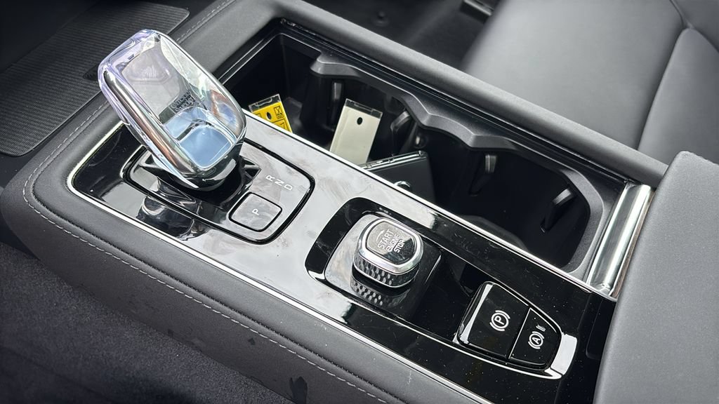 Certified 2026 Volvo XC90 B6 Plus AWD/4WD image 22