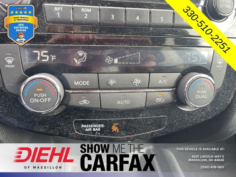 Used 2017 Nissan Rogue SV w/ Midnight Edition Package image 21