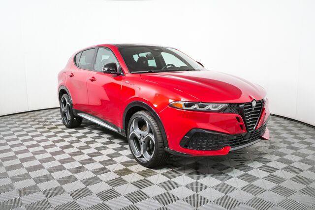 New 2026 Alfa Romeo Tonale w/ Active Assist Package AWD/4WD image 34