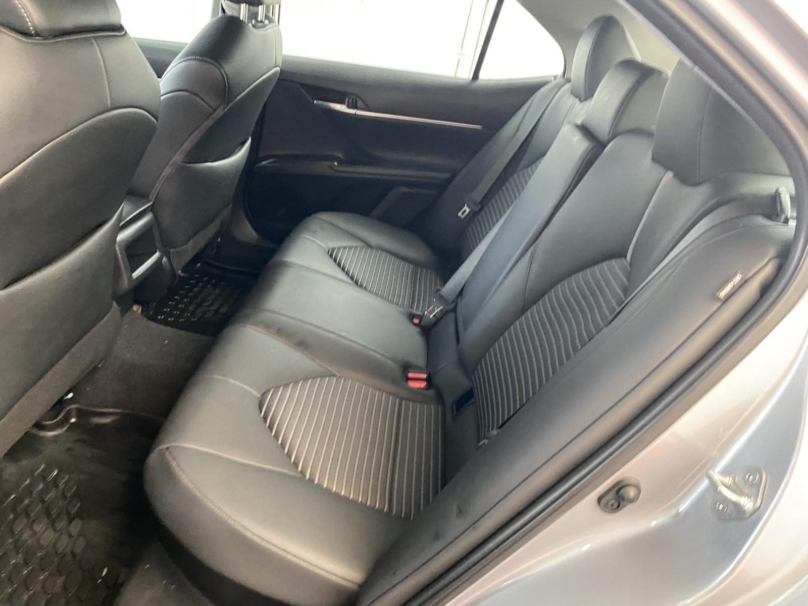 Used 2024 Toyota Camry SE w/ Cold Weather Package FWD image 15