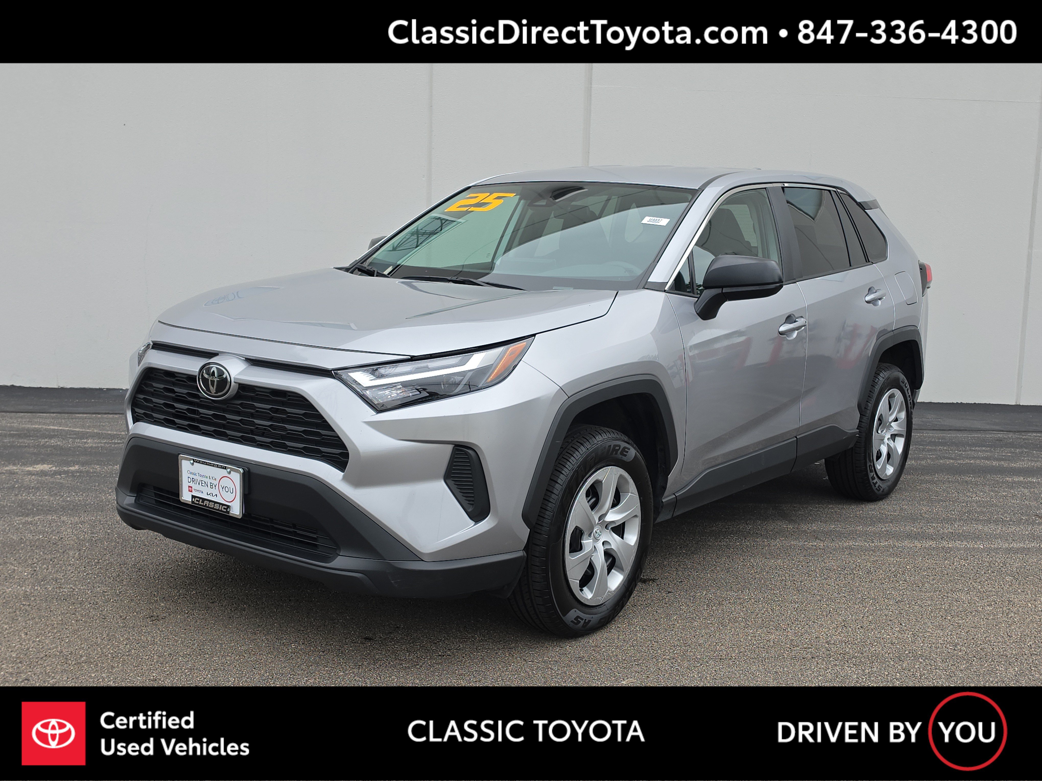 Certified 2025 Toyota RAV4 LE AWD/4WD image 1