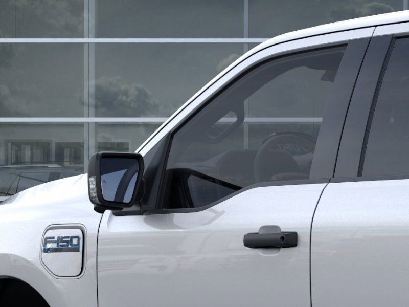 New 2025 Ford F150 Lightning XLT AWD/4WD image 21