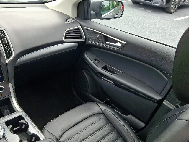 Used 2021 Ford Edge SEL w/ Convenience Package AWD/4WD image 18