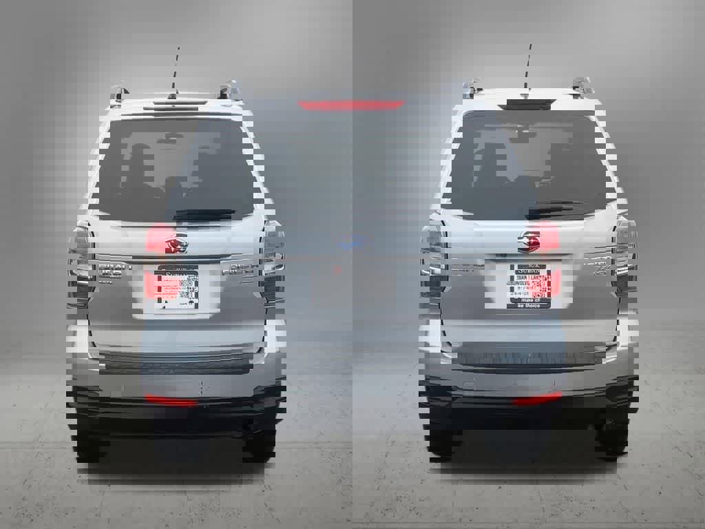 Used 2015 Subaru Forester 2.5i Premium w/ All-Weather Package image 5