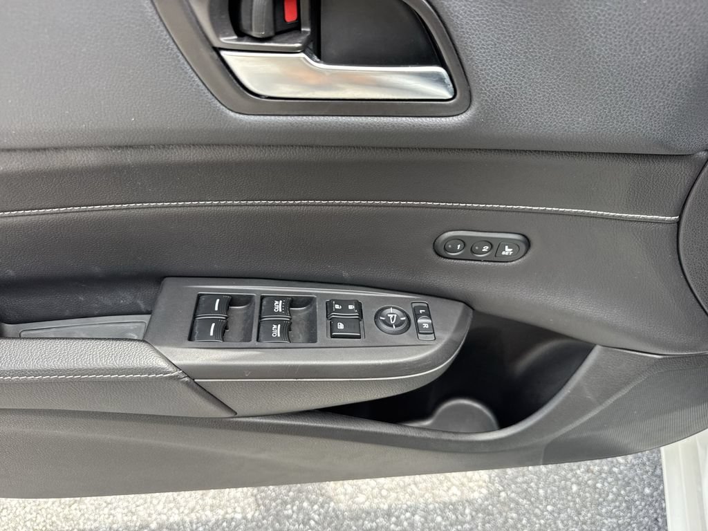 Used 2022 Acura ILX w/ Premium Package FWD image 39