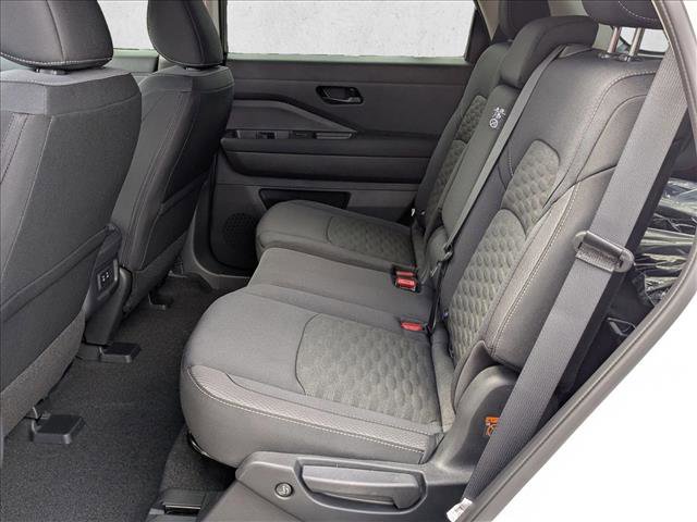 New 2026 Nissan Pathfinder SV image 15