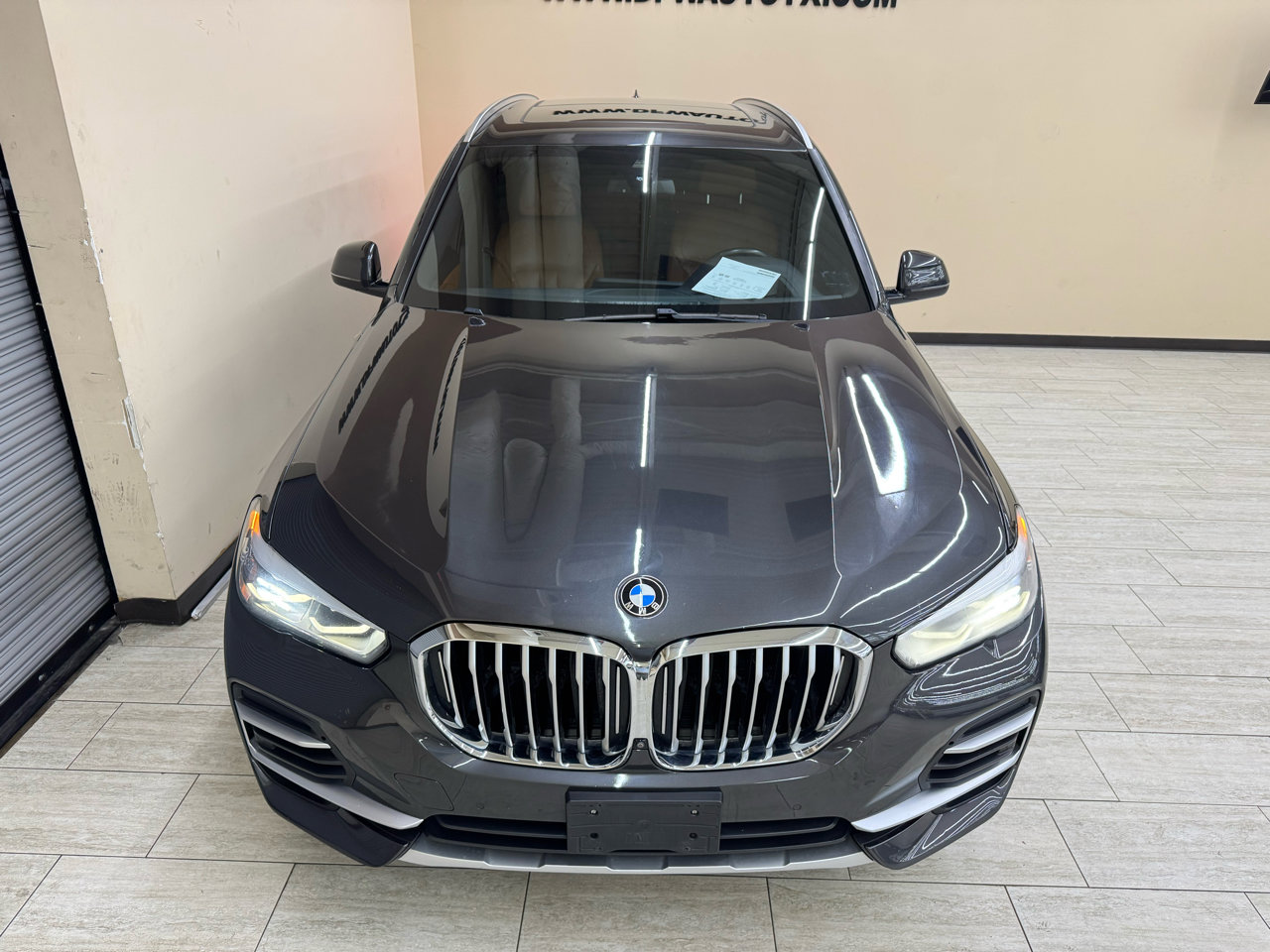 Used 2022 BMW X5 sDrive40i w/ Luxury Seating Package image 4