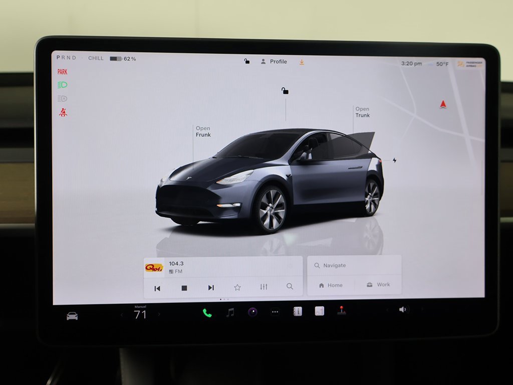 Used 2023 Tesla Model Y Long Range image 38