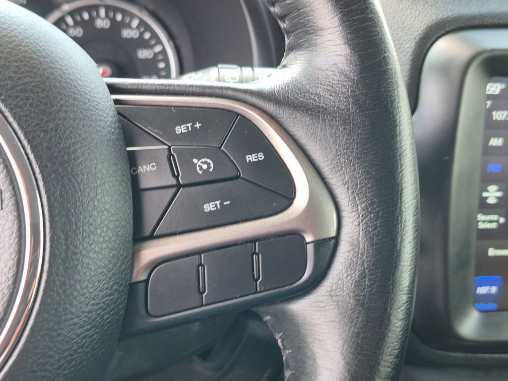 Used 2022 Jeep Renegade Latitude w/ Convenience Group AWD/4WD image 15