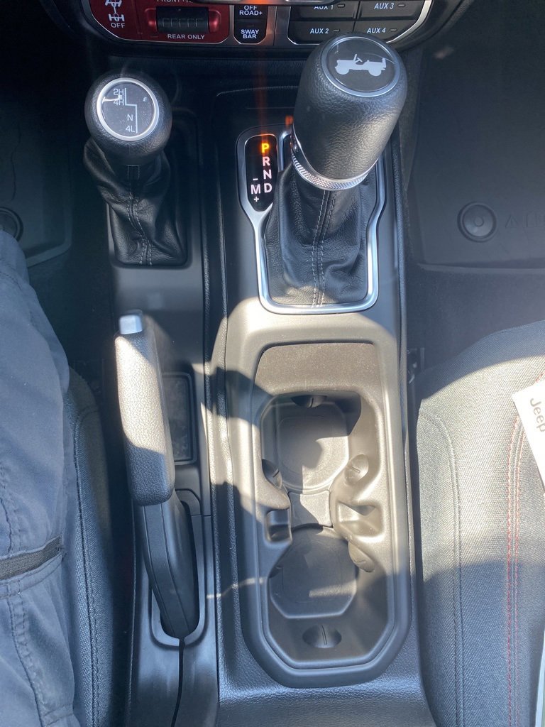 New 2025 Jeep Wrangler Unlimited Rubicon image 26