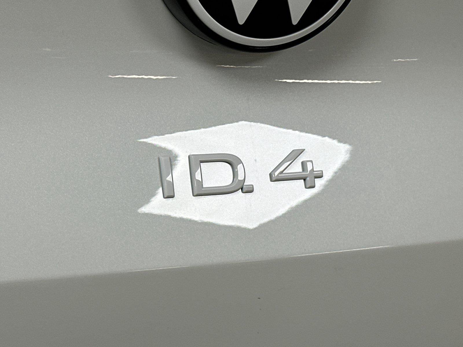 New 2026 Volkswagen ID.4 Pro AWD/4WD image 26