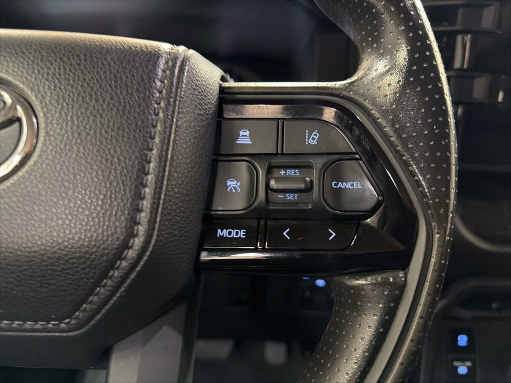 Used 2023 Toyota Tundra SR5 w/ SR5 Convenience Package AWD/4WD image 17