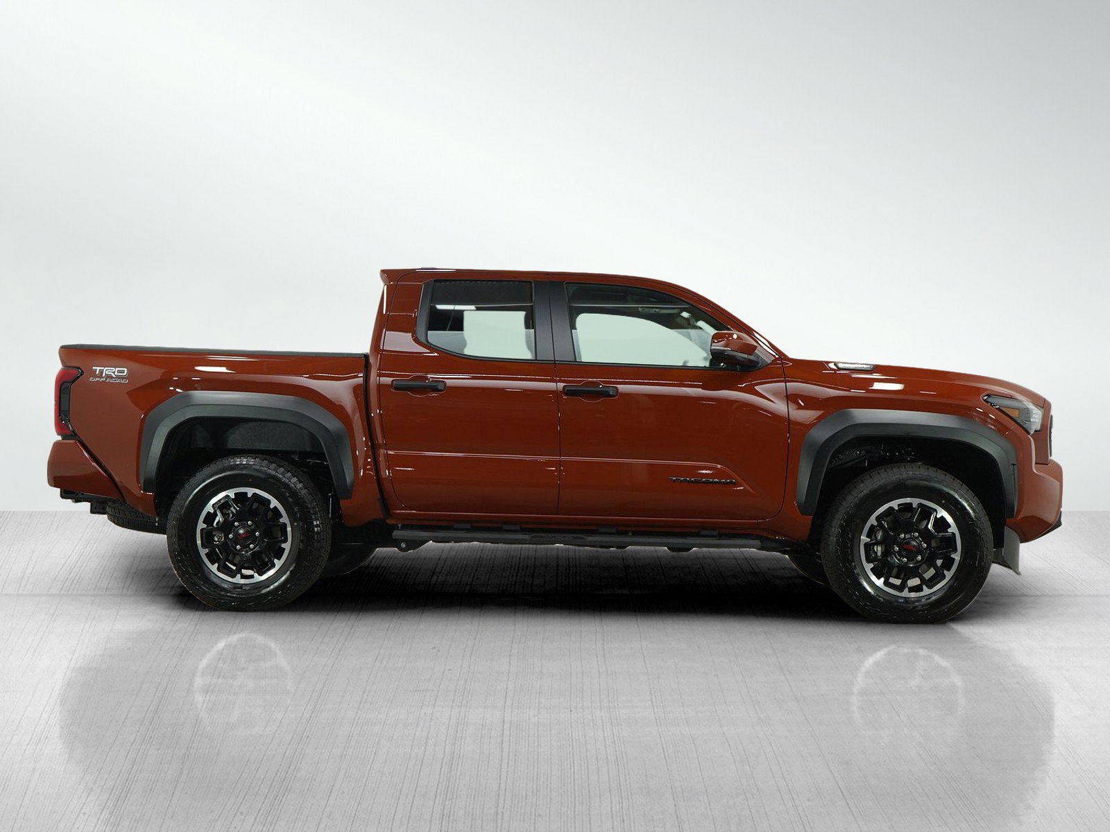 Used 2025 Toyota Tacoma TRD Off-Road image 7