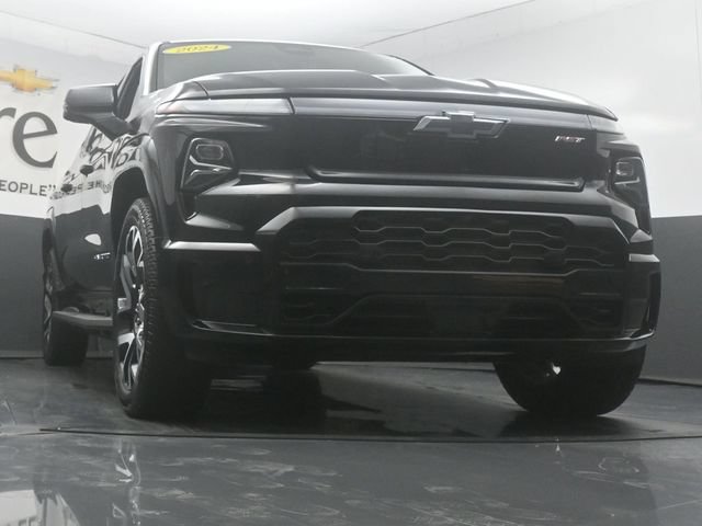 Used 2024 Chevrolet Silverado EV RST AWD/4WD image 55