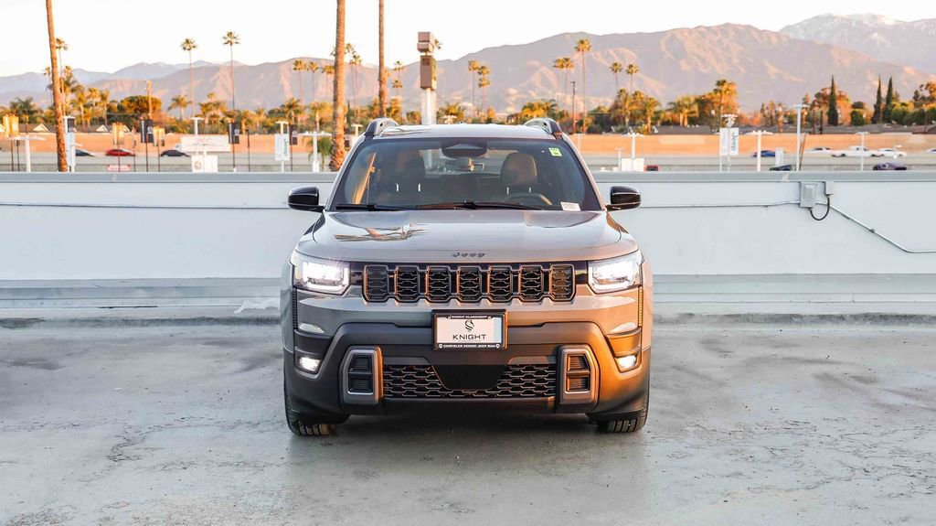 New 2026 Jeep Cherokee Laredo image 3