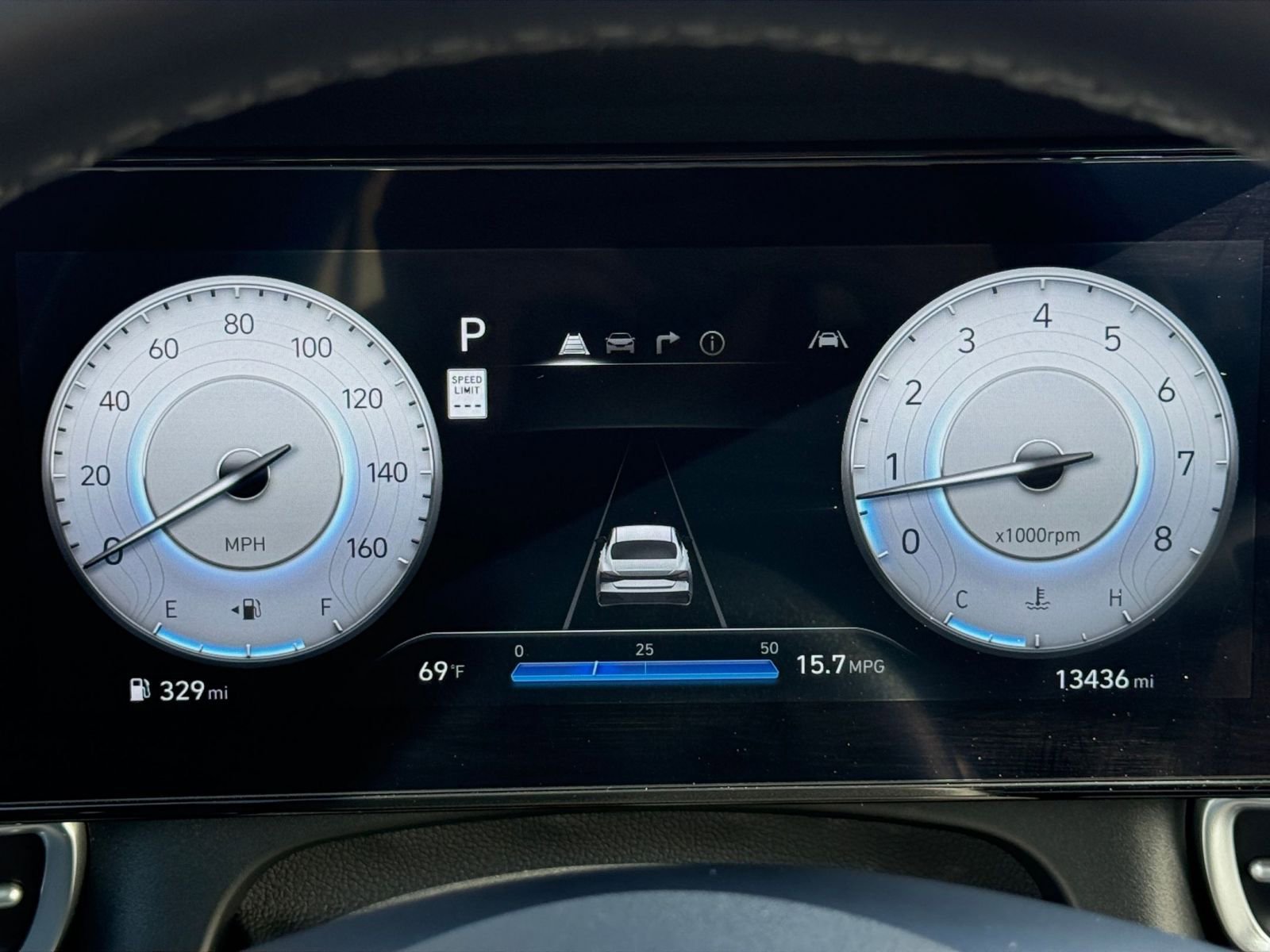 Used 2025 Hyundai Elantra SEL image 42