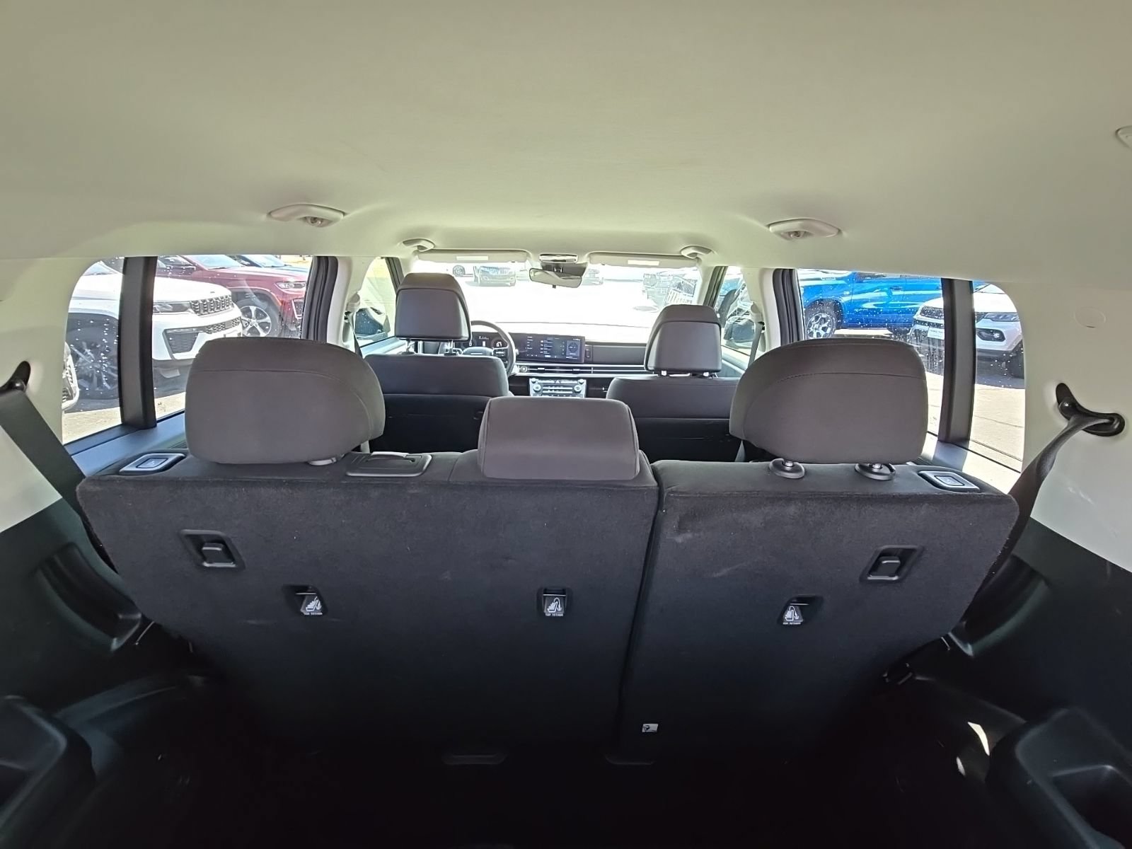 Used 2024 Hyundai Santa Fe SE AWD/4WD image 36