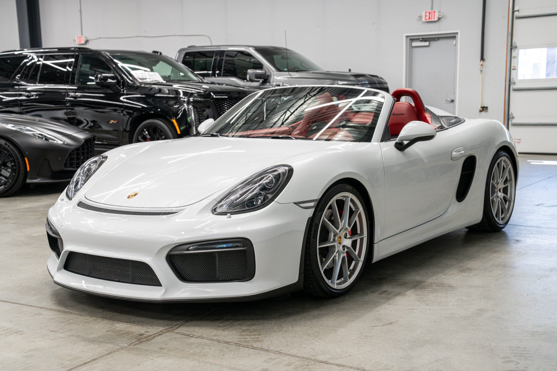 Used 2016 Porsche Boxster Spyder RWD image 5