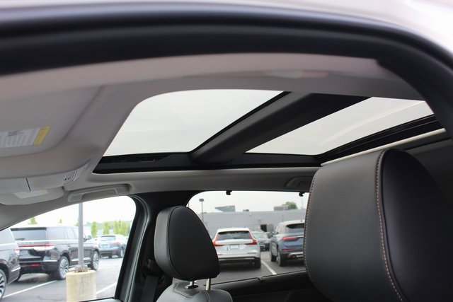 New 2025 MAZDA CX-70 Plug-In Hybrid w/ Premium Pkg image 13