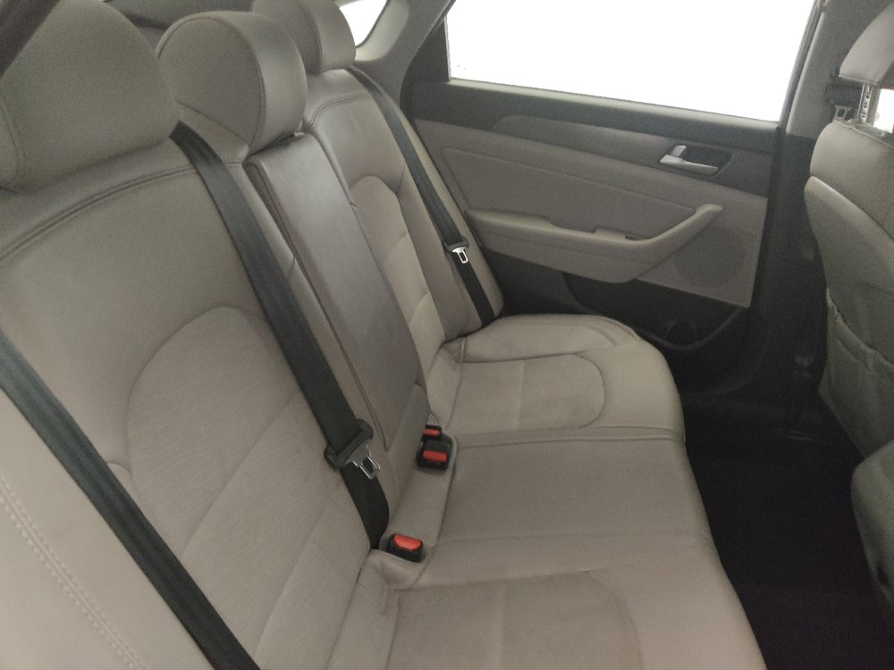 Used 2017 Hyundai Sonata Sport w/ Value Edition Package 02 FWD image 19